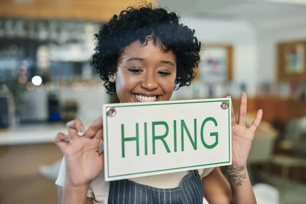 Why an Employer of Record (EOR) Can Be Better for Project-Based Hiring Than Setting Up a Local Entity